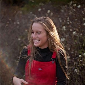 Meet your Posher, Amy